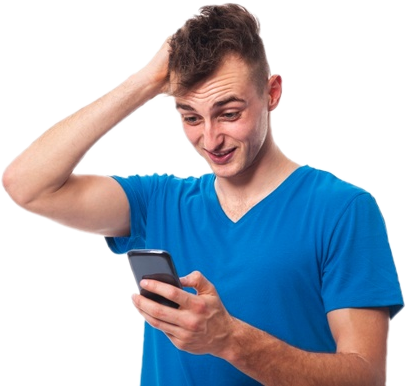 Mulher acessando o celular